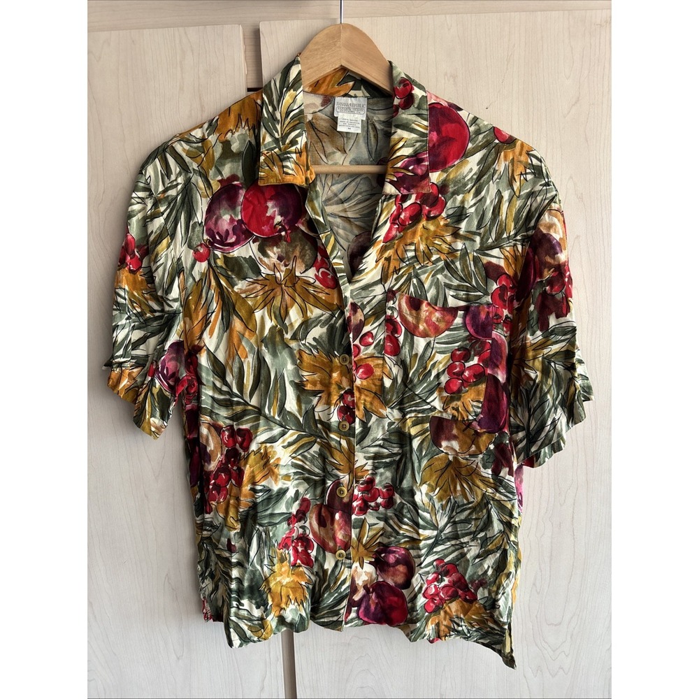 Banana Republic Safari & Travel Tropical Mens Medium Button Up Rayon S/S Shirt